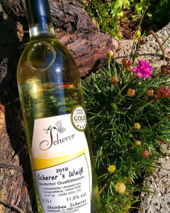 Häckerwirtschaft im Weingut Scherer